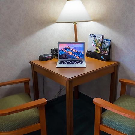 Guest House Inn Junction City Dış mekan fotoğraf